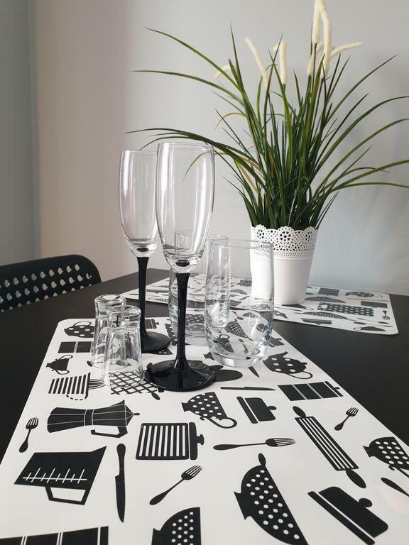 Apartamenty Promenada Varsavia Esterno foto